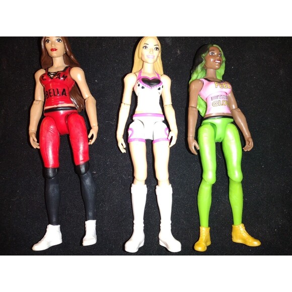 2017 WWF WWE Mattel Lot Diva Basic Wrestling Figure Superstars series - Picture 2 of 3